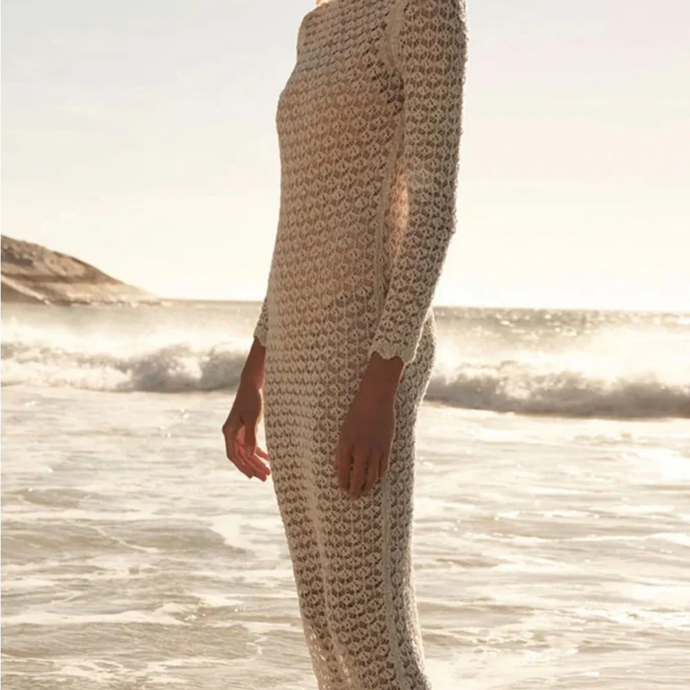 SCALLOPED LONG SLEEVE CROCHET KNIT DRESS - Picture 2 of 3